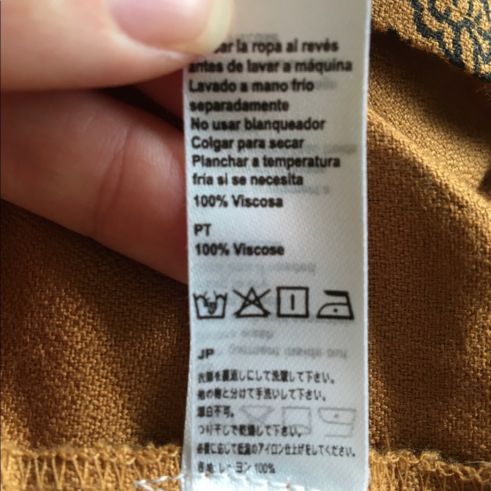 Amuse • Patterned Dress - Picture 4 of 4